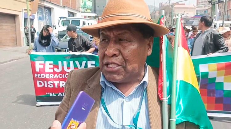 El presidente de la Fejuve El Alto 6 de Marzo, Alberto Quelali.
